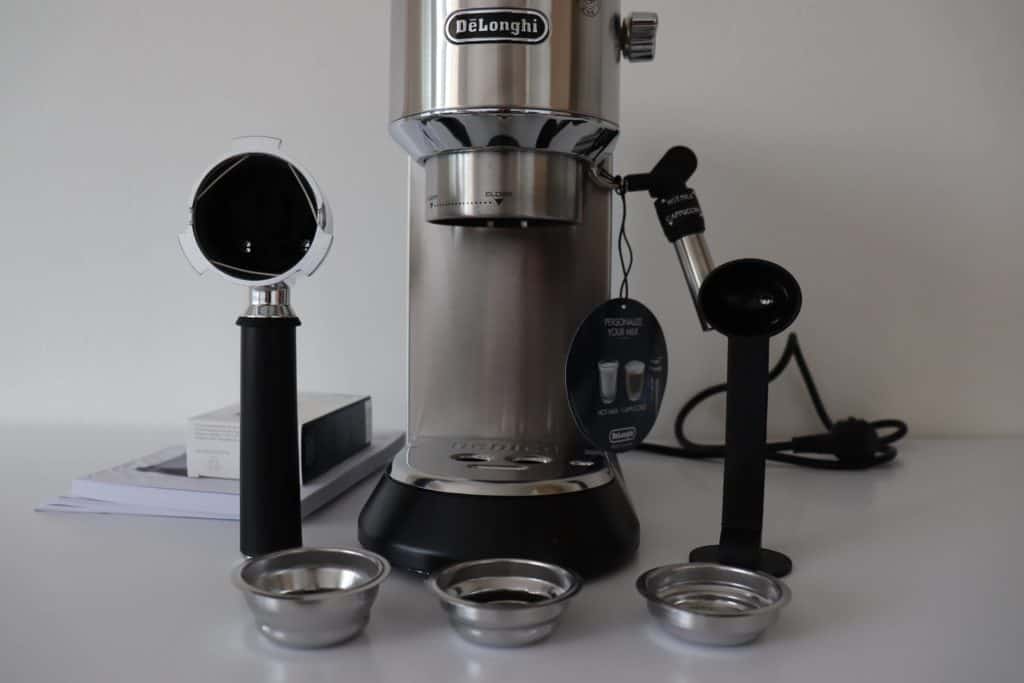 pákový kávovar DeLonghi EC 685.M - kompletné balenie